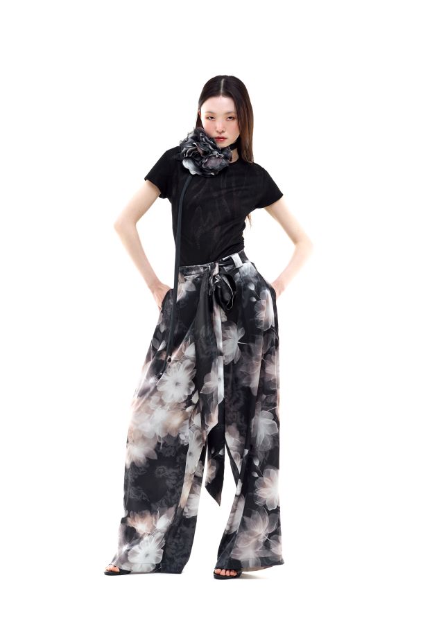 Roberta Redaelli spring summer 2026, RD510-raso Silk satin pants with pockets and belt trasparenze monocolore nero