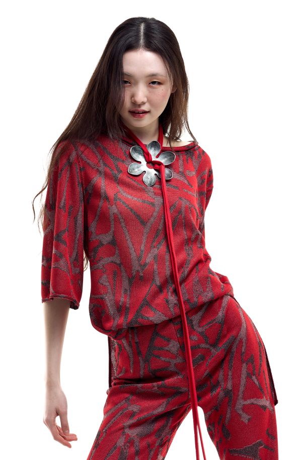 Roberta Redaelli spring summer 2026, R1367 Jacquard knit pullover fiore grande tricolore corallo