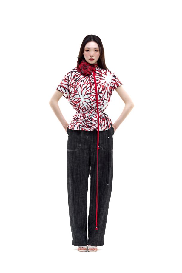 Roberta Redaelli spring summer 2026, RD513 contrast-stitch jeans with patch pockets nero