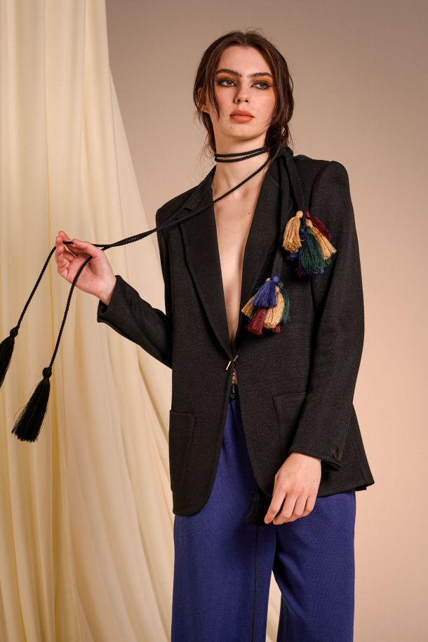 Roberta Redaelli AUTUNNO INVERNO 2025-26, RSA144 giacca uomo con gemello e spacchi posteriori in maglia jacquard dinami-tecs nero