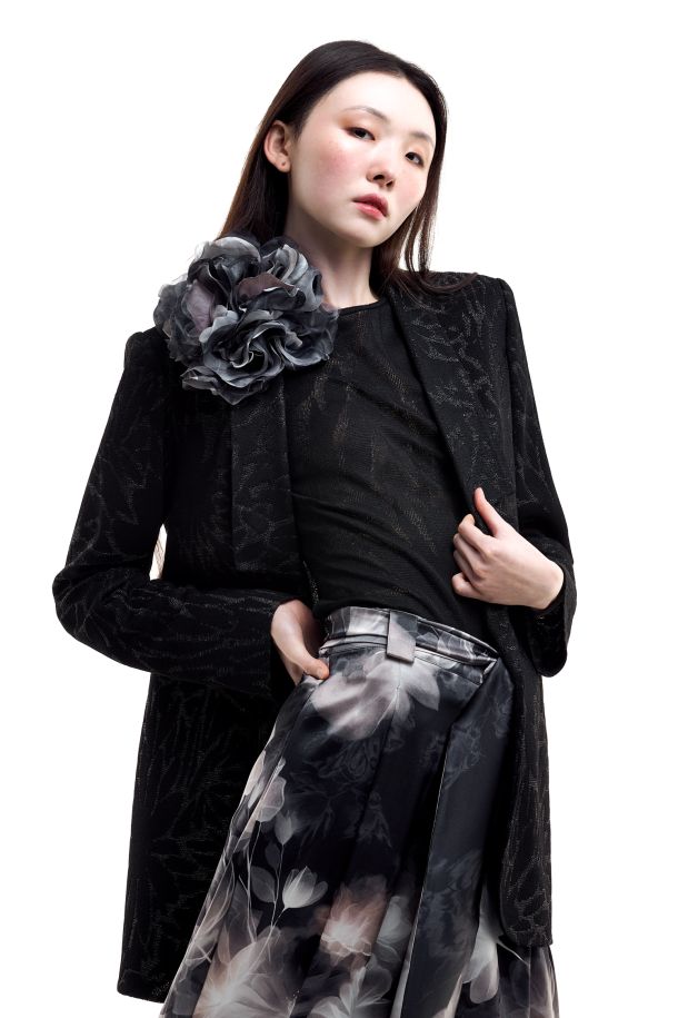 Roberta Redaelli primavera estate 2026, R1122/2 giacca lunga in maglia jacquard dinami-tecs fiore piccolo ossidiana