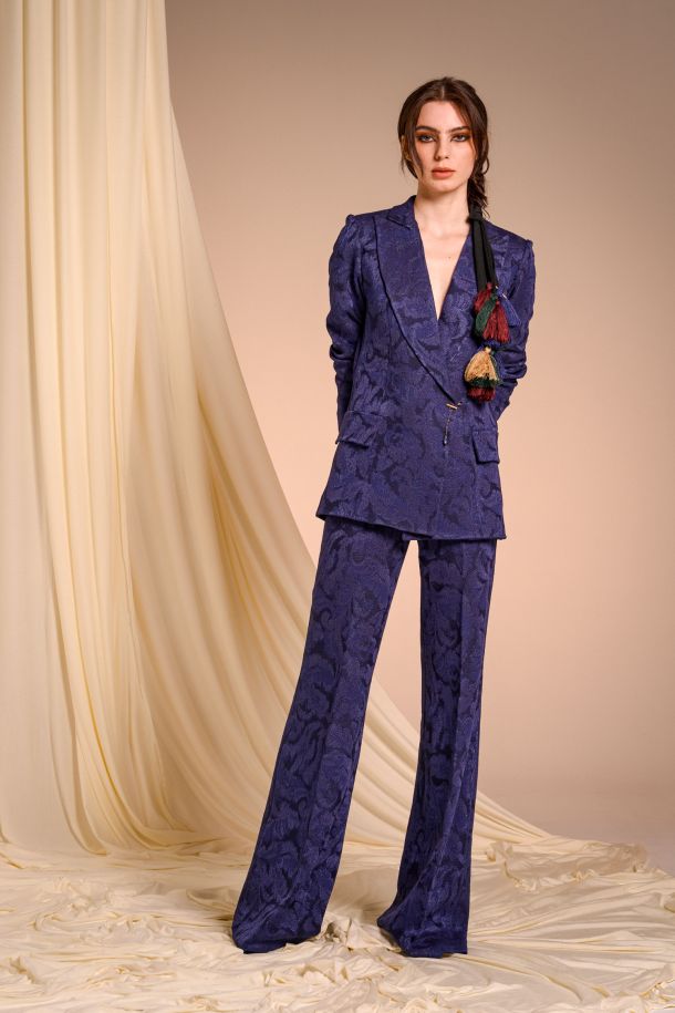 Roberta Redaelli fall winter 2025-26, RSA135 DINAMI-TECS brocade jacquard knit trousers with center crease 
