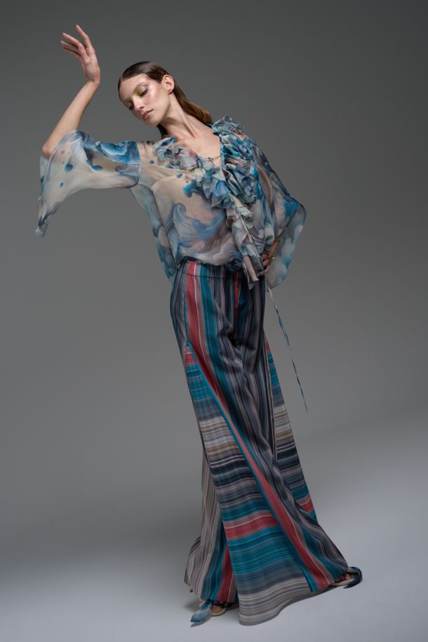 Roberta Redaelli spring summer 2025 Ambrosia, RD484 Silk small cone pantsrigato goccia